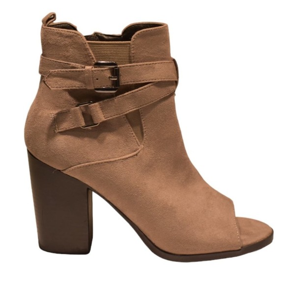 NWOT London Rag  Peep Toe Buckle Heeled Taupe Bootie Size 7 - Picture 2 of 11